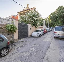 4-5 bedroom villa with Split City and Sea Views sleeps 8-10